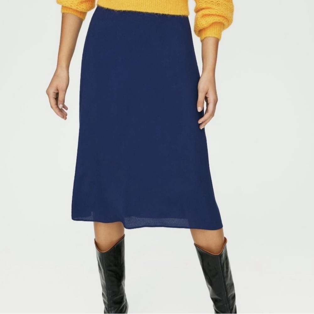 Aritzia - Wilfred Ariel Midi Skirt in Navy